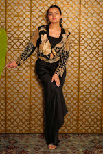 Load image into Gallery viewer, Black Crepe Dhoti Skirt With Gold Sequin Top And Inner