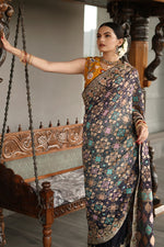 Load image into Gallery viewer, Fetching Black Color Designer Half And Half Bandhej Pure Saree With Fancy Short Sleeve Blouse